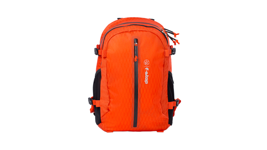 F-STOP MOCHILA GURU 24 L MAGMA PARA TORSO FEMENINO 1