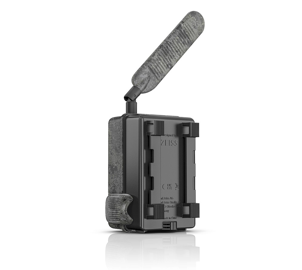 CÁMARA DE TRAMPEO ZEISS SECACAM 3 24 MP GRAN ANGULAR CON LED NEGROS DE LUZ INFRARROJA INVISIBLE Y TRANSMISIÓN DE FOTO Y VÍDEO VÍA 4G 3