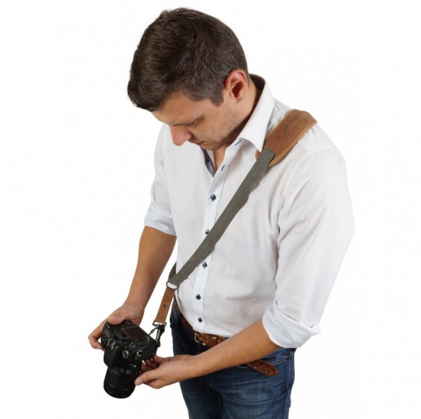 KALAHARI CORREA PARA CÁMARA TIPO SLING MAKOBA SL-1 2