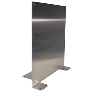SOPORTE ESPECIAL PARA COLOCAR VERTICALMENTE LOS BATLOGGER WE X CON SOPORTE PARA PARED DE 4 AGUJEROS_1